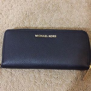 Black Michael Kors Wallet